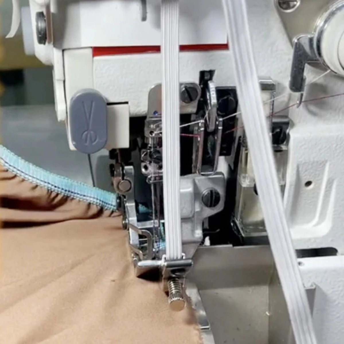 Prensatela Dosificador de Elástico de máquina de coser Overlock Industrial